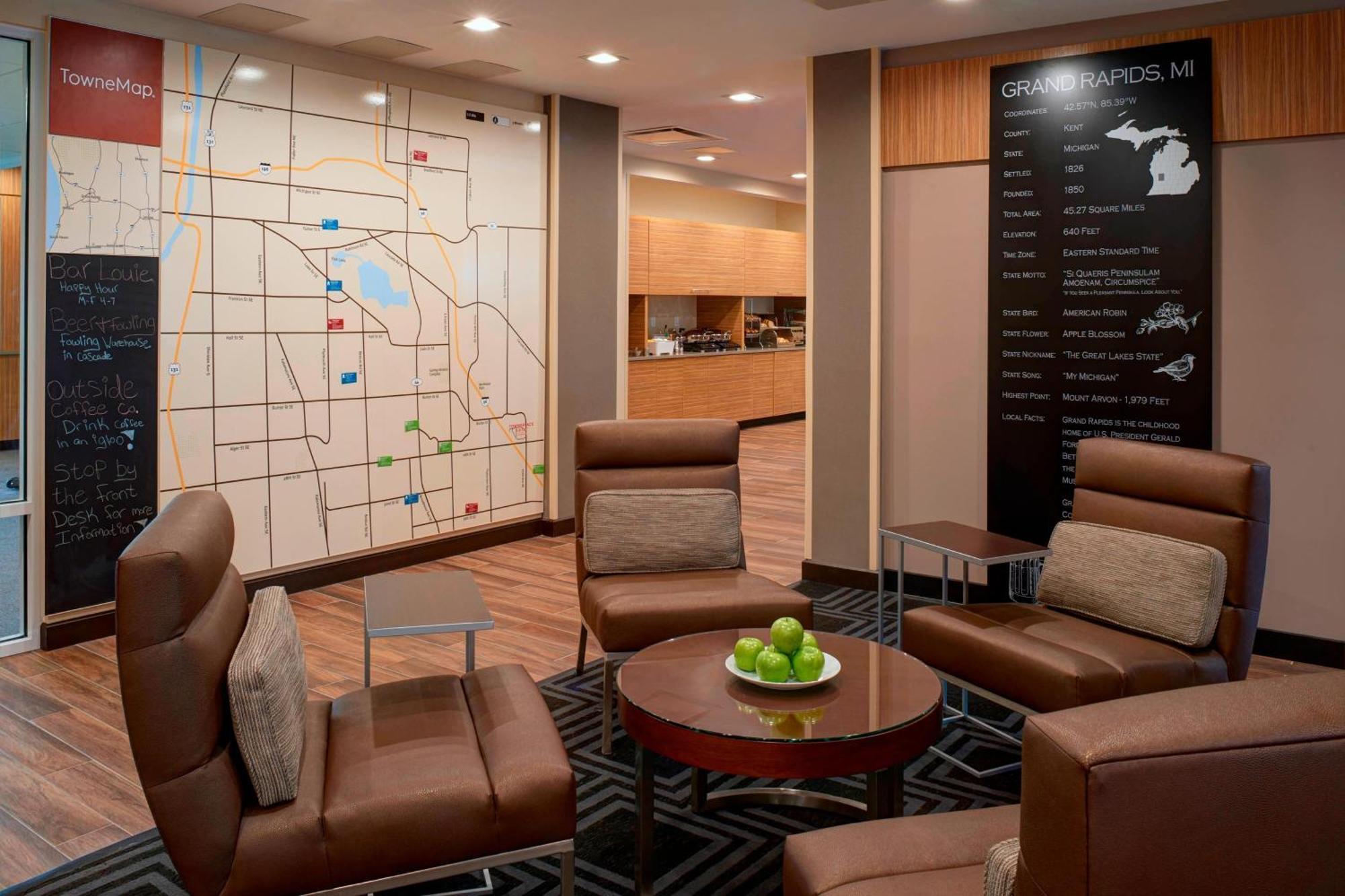 Towneplace Suites By Marriott Grand Rapids Airport Каскейд Экстерьер фото