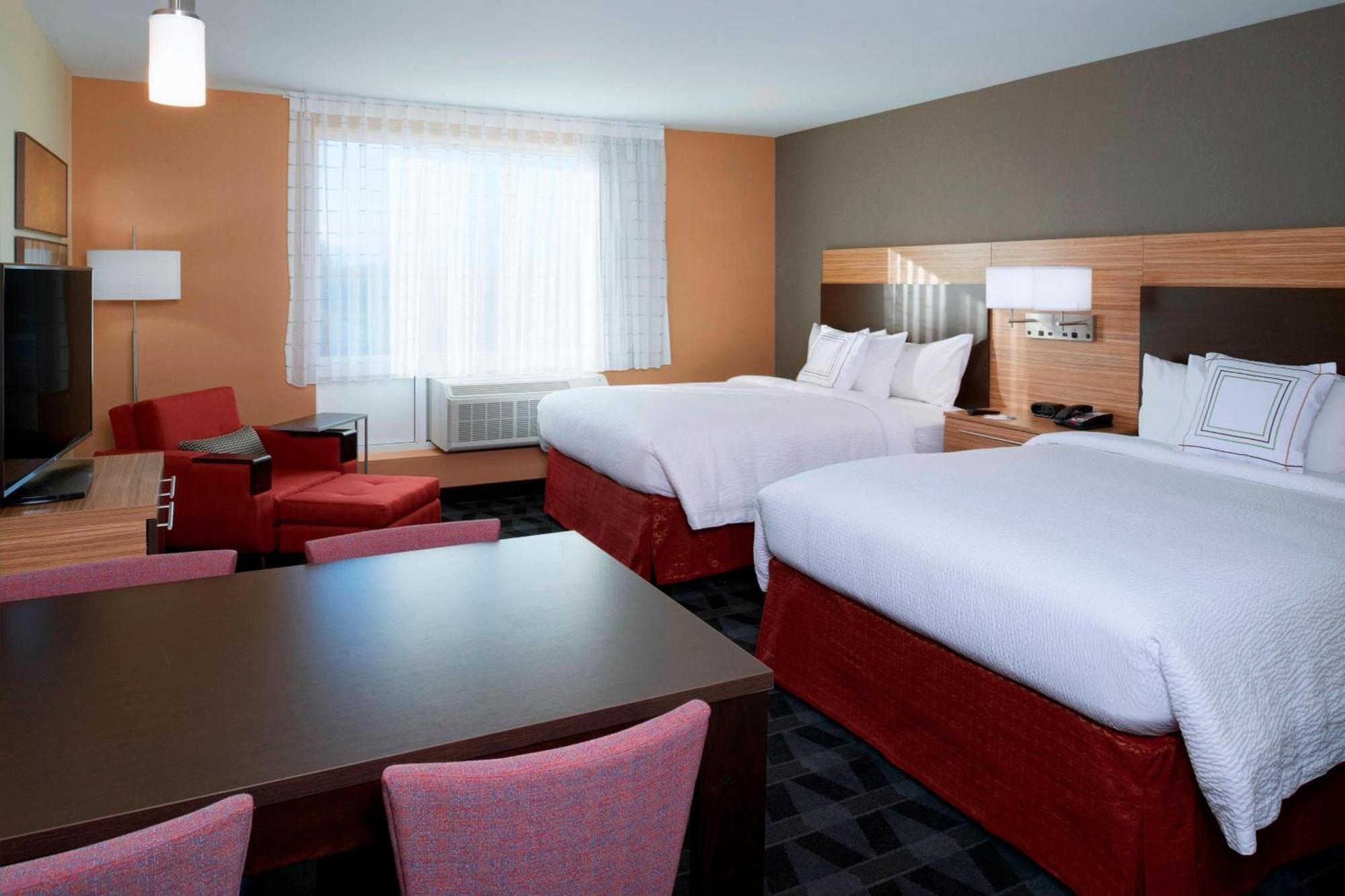 Towneplace Suites By Marriott Grand Rapids Airport Каскейд Экстерьер фото