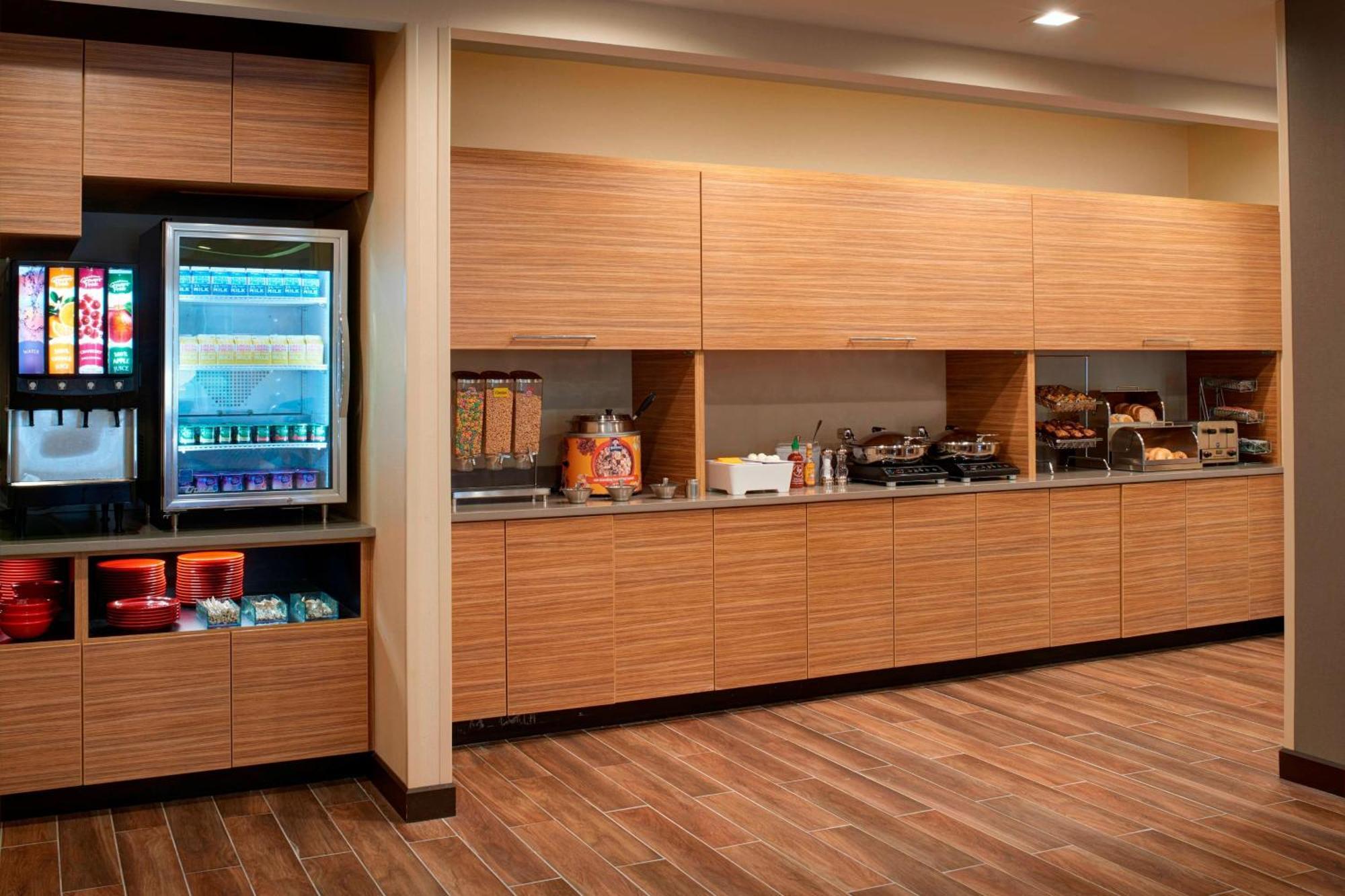 Towneplace Suites By Marriott Grand Rapids Airport Каскейд Экстерьер фото