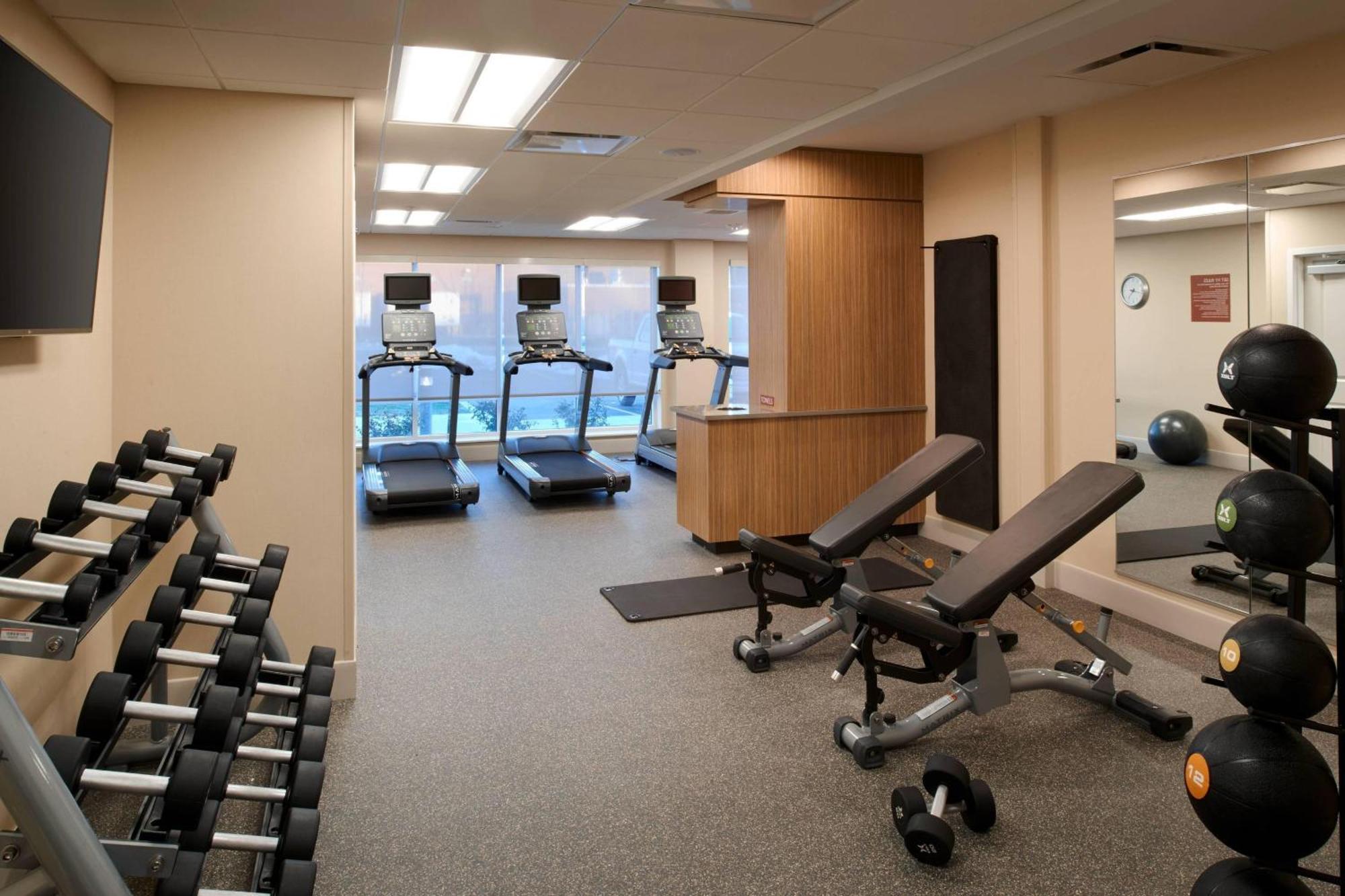 Towneplace Suites By Marriott Grand Rapids Airport Каскейд Экстерьер фото