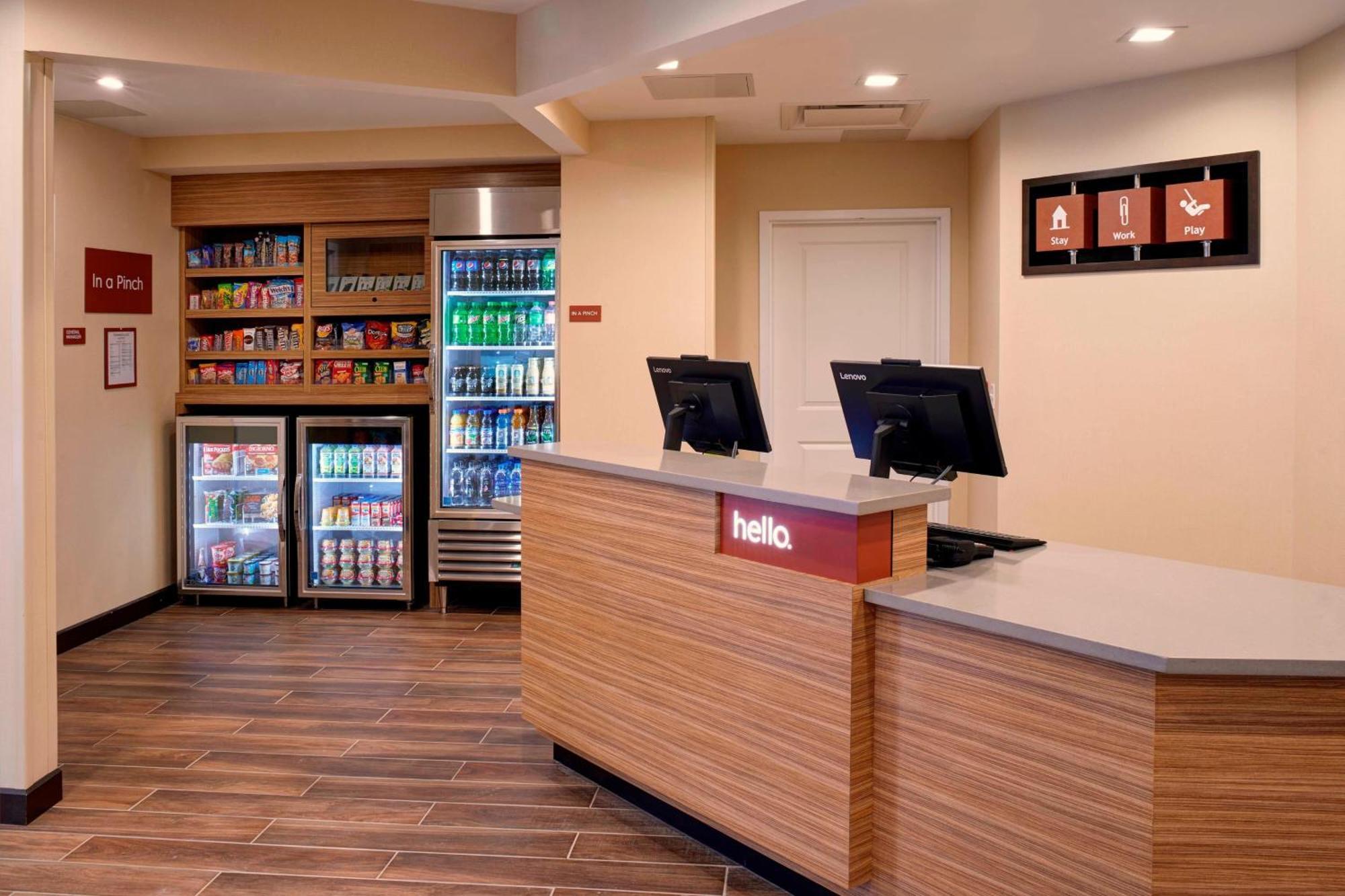 Towneplace Suites By Marriott Grand Rapids Airport Каскейд Экстерьер фото